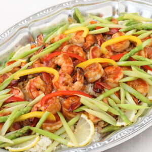 海老とアスパラガスの塩炒め　バターライス添え