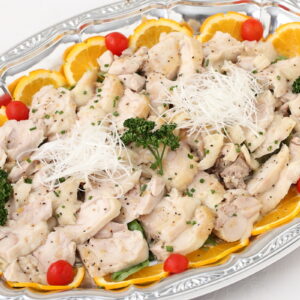 蒸し鶏の葱塩ソース和え