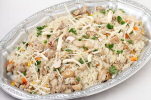 チキンときのこのピラフのイメージ